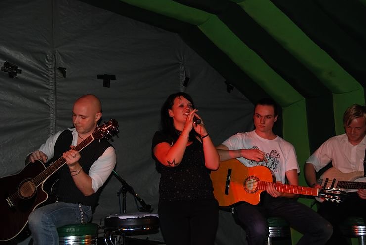 Scarred to Remember auf dem Rathausplatz