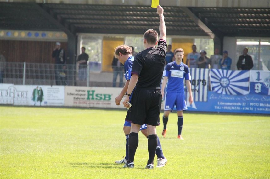 Wacker gewinnt gegen die RWE-Reserve