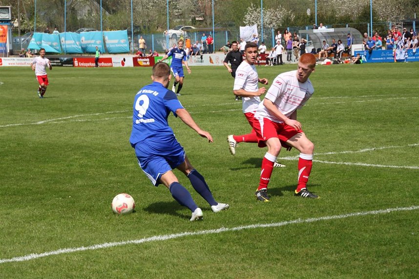 Wacker gewinnt gegen die RWE-Reserve