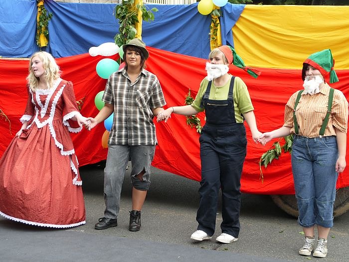 M&auml;rchen auf der Stra&szlig;e