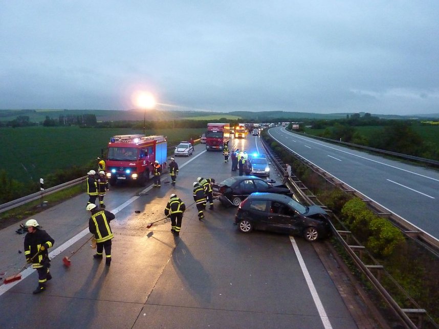 Unfall auf der Autobahn A 38