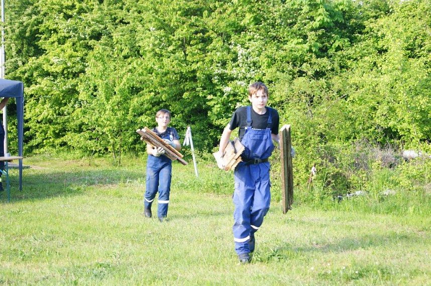 Pfingstfeuer in Obergebra