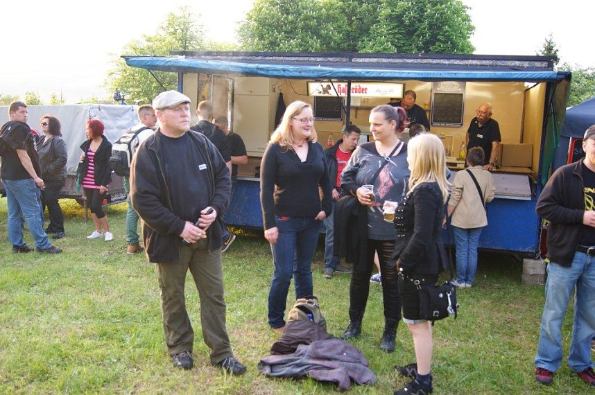 Pfingstfeuer in Obergebra