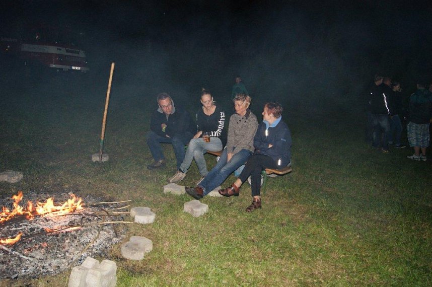 Pfingstfeuer in Obergebra - die Zweite