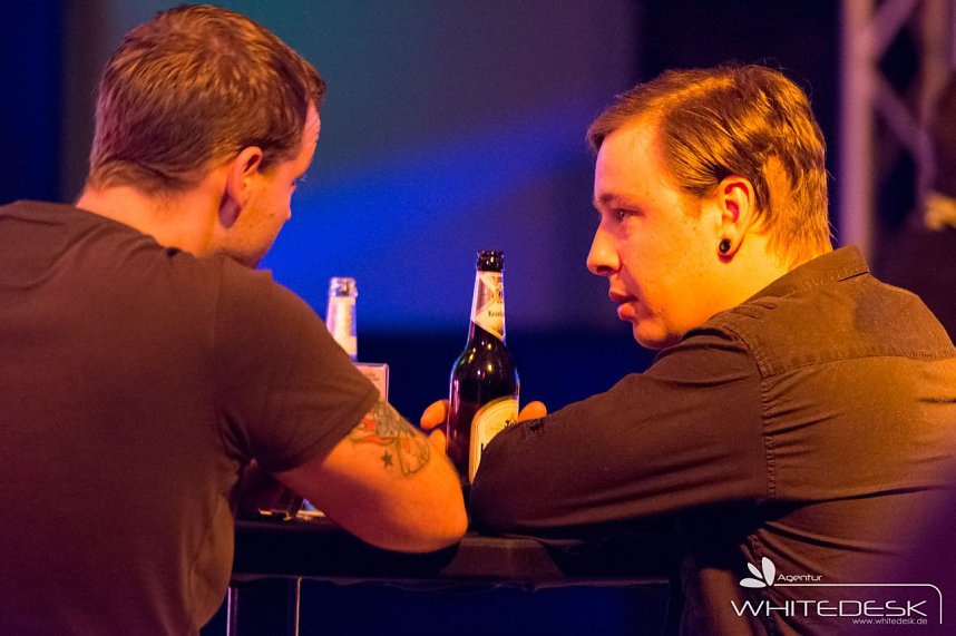 Electric-Birthday-Party im Nordh&auml;user Jugendclubhaus