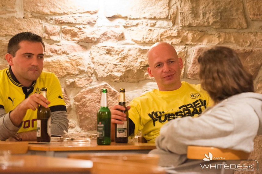 Electric-Birthday-Party im Nordh&auml;user Jugendclubhaus