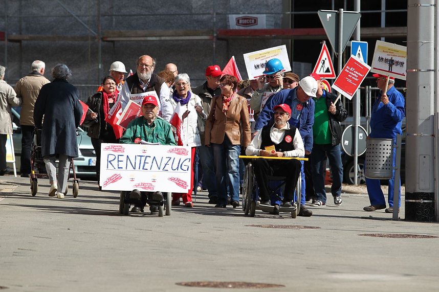 Rentenzug durch Nordhausen