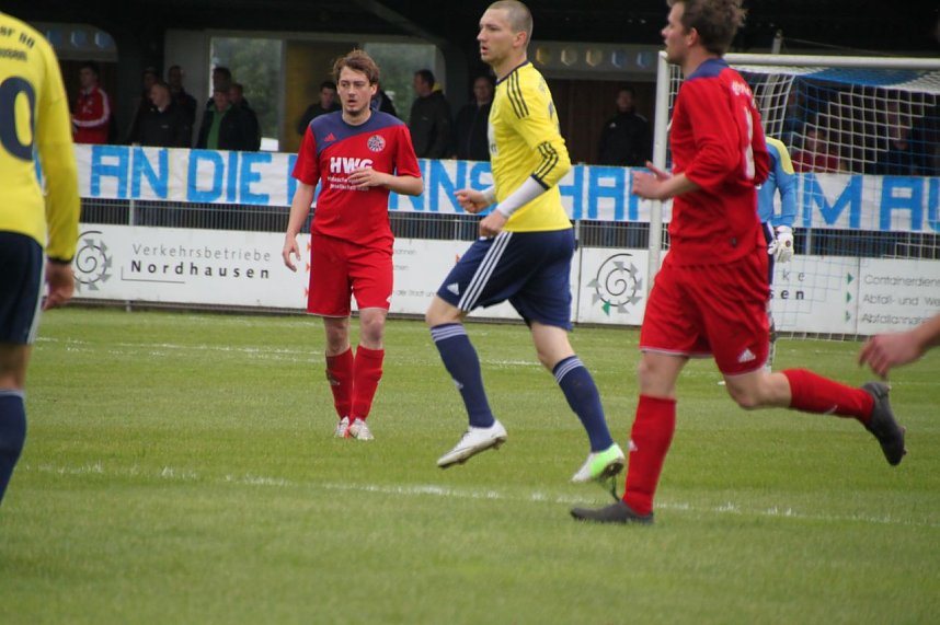 Die erste Halbzeit gegen den VfL Halle