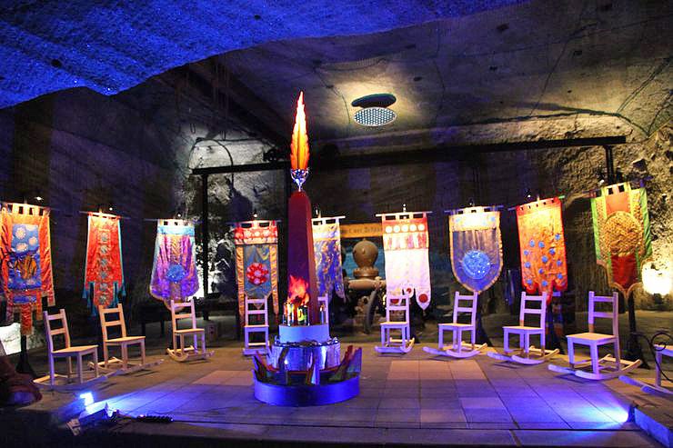 Lichtschau im Bergwerk