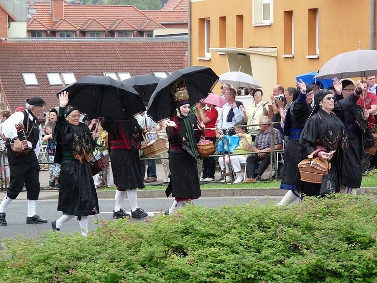 Gro&szlig;er Festumzug zum Th&uuml;ringentag