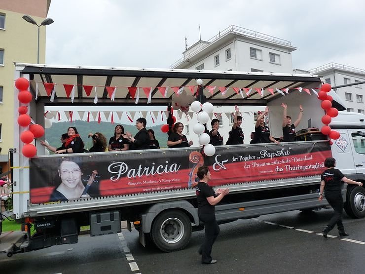 Gro&szlig;er Festumzug zum Th&uuml;ringentag