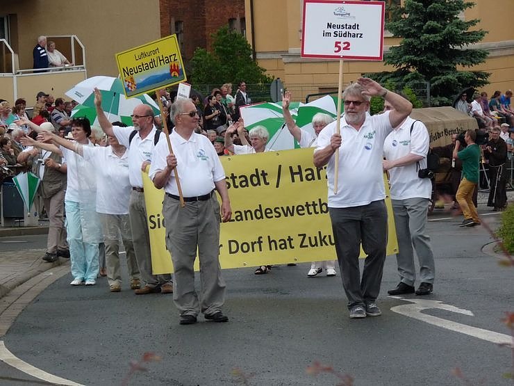 Gro&szlig;er Festumzug zum Th&uuml;ringentag