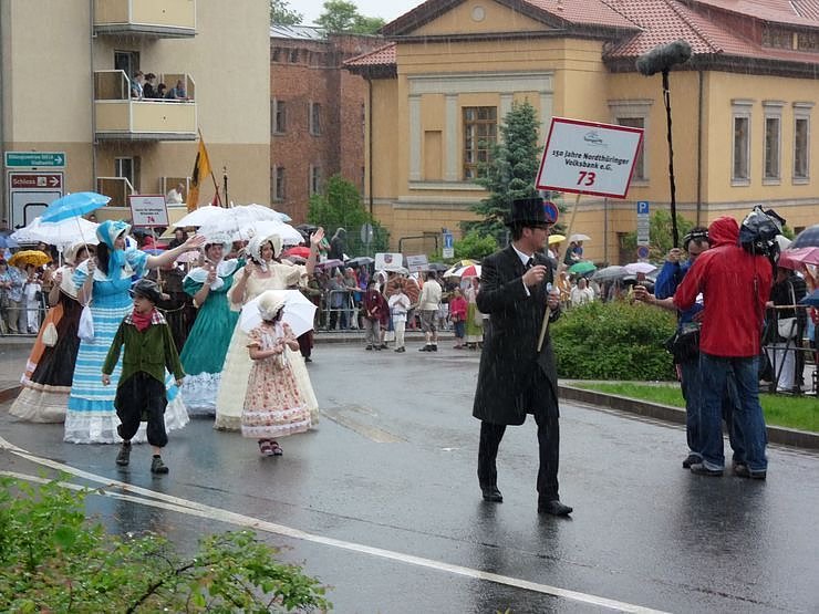 Gro&szlig;er Festumzug zum Th&uuml;ringentag