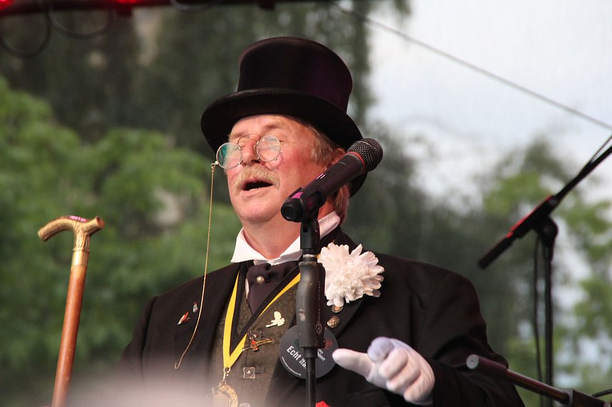 Zwischen zwei B&uuml;hnen unterwegs