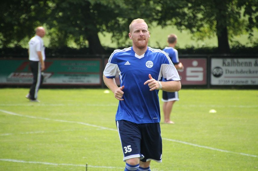 Wacker testet in Struth