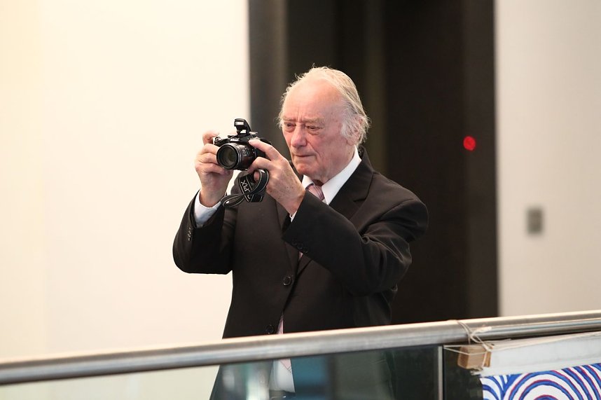 Ausstellung er&ouml;ffnet