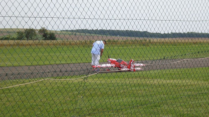&Uuml;ber den Wolken und am Boden