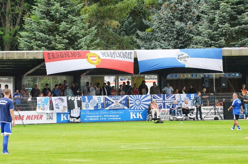 Wacker gegen Jena im AKS