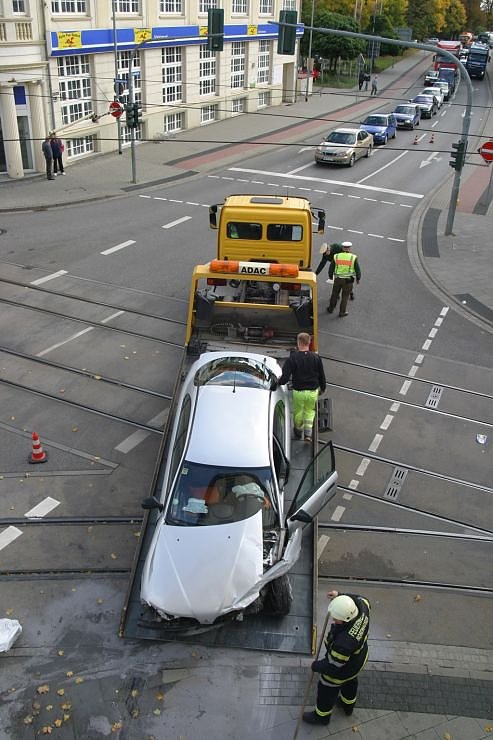 Crash auf der Magnet-Kreuzung