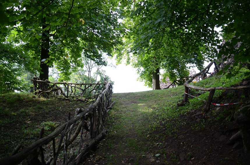 Die Ebersburg bei Herrmannsacker