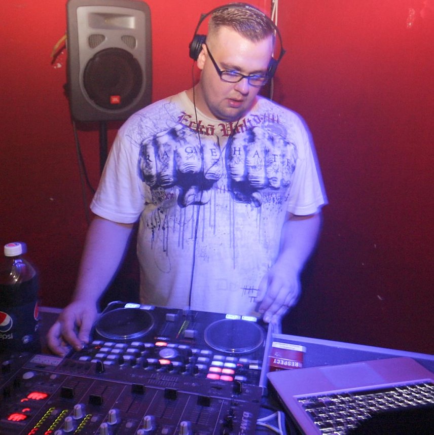 Pornobrillen-Party im Sax