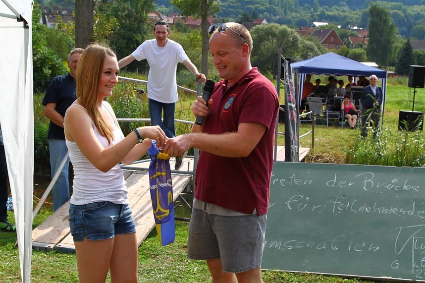 Tauziehen &uuml;ber die Wipper 2013