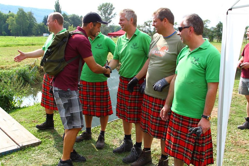 Tauziehen &uuml;ber die Wipper 2013