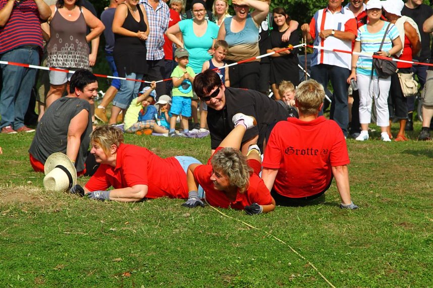 Tauziehen &uuml;ber die Wipper 2013