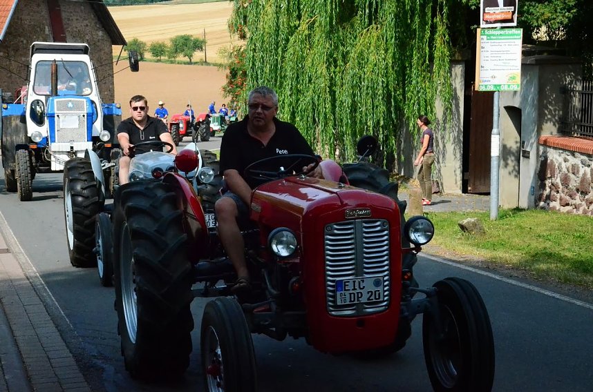 Schlepperfest in Herrmannsacker (Teil 1)