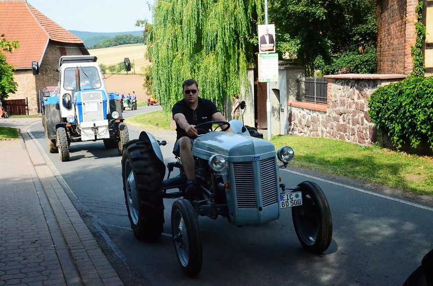 Schlepperfest in Herrmannsacker (Teil 1)