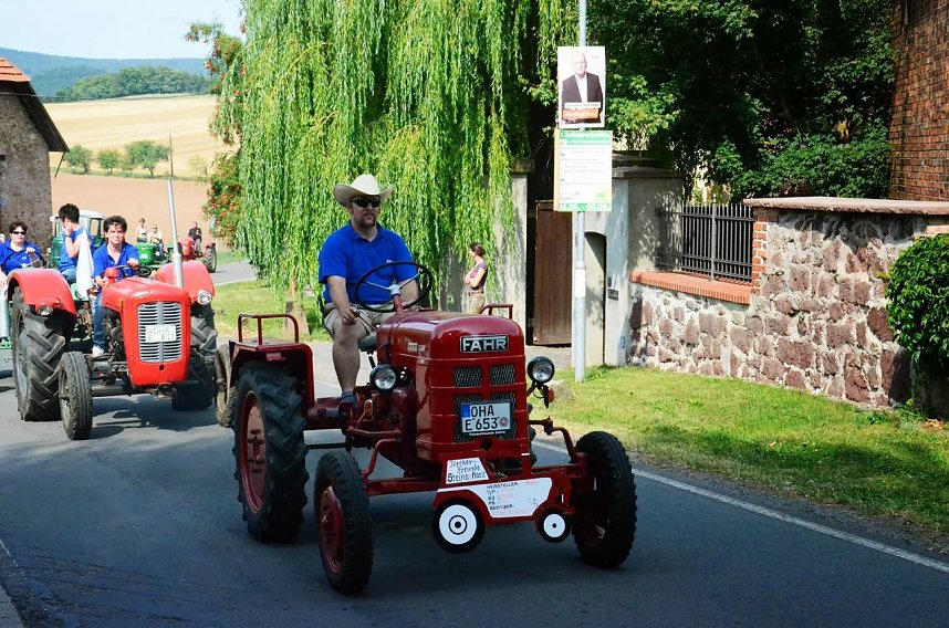 Schlepperfest in Herrmannsacker (Teil 1)