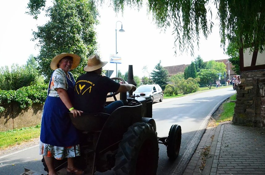 Schlepperfest in Herrmannsacker (Teil 1)