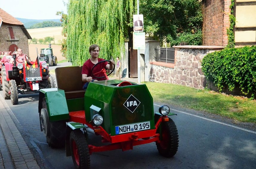 Schlepperfest in Herrmannsacker (Teil 2)