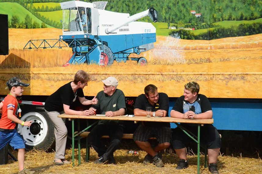 Schlepperfest in Herrmannsacker (Teil 2)