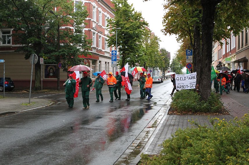 Mitarbeiter der Service-Gesellschaft protestierten