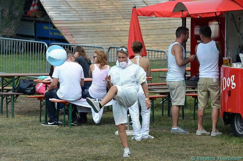 Holi-Festival am Stausee