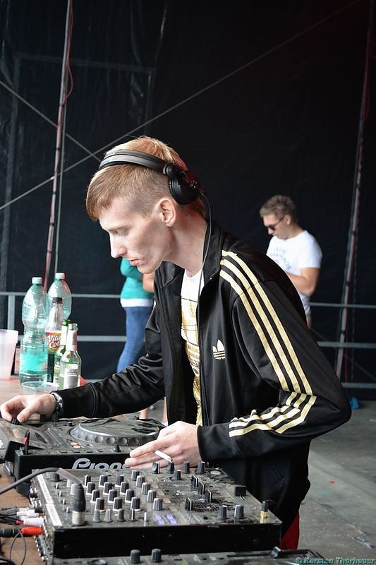 Holi-Festival am Stausee