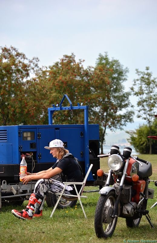 Holi-Festival am Stausee