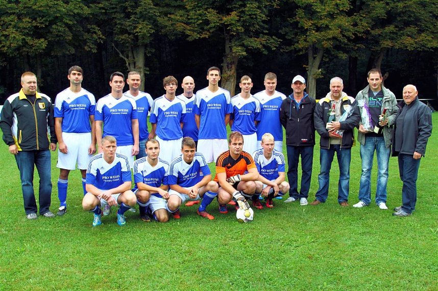 &Uuml;bergabe an die zweite Mannschaft