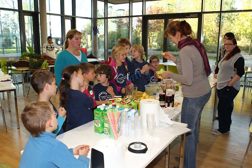 Lecker und gesund - Projekttag an der Evangelischen Grundschule