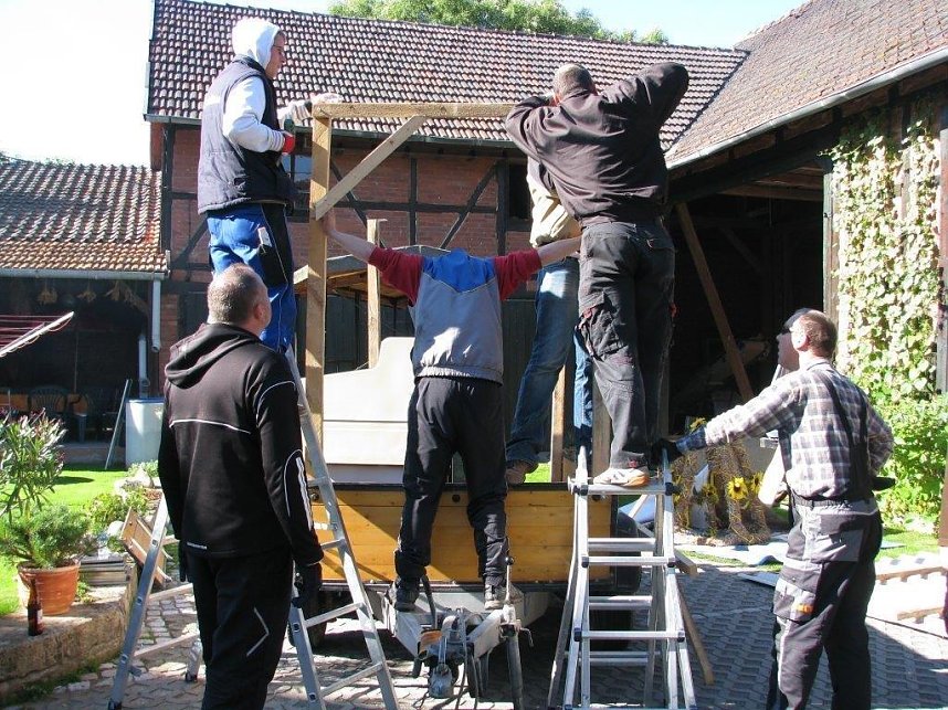 Kirmesvorbereitungen in Obergebra