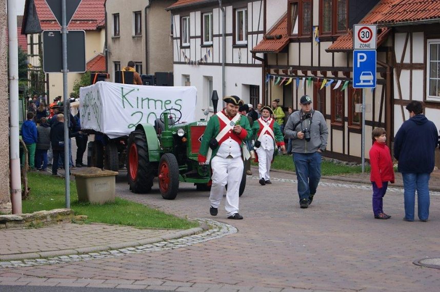 Kirmes-Umzug in Obergebra