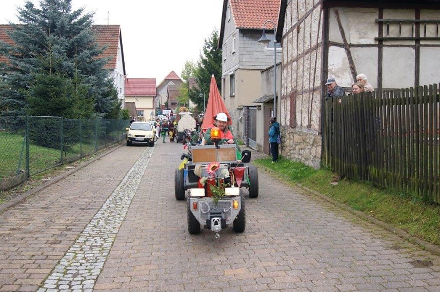 Kirmes-Umzug in Obergebra