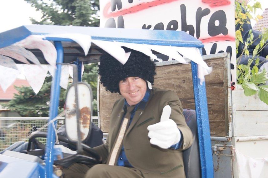 Kirmes-Umzug in Obergebra