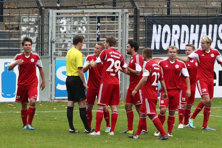 Szenen aus der ersten Halbzeit