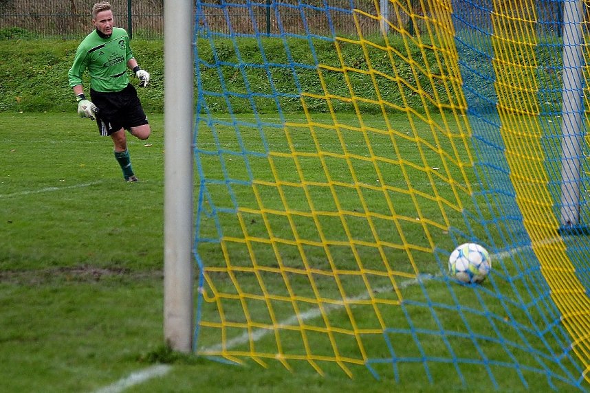 Salza gewinnt bei Eintracht-Reserve