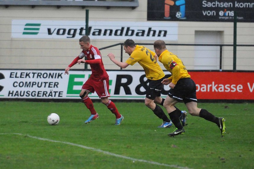 Ausw&auml;rtssieg in Auerbach