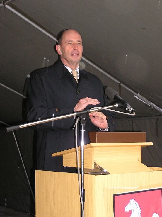 Spatenstich an der B 243