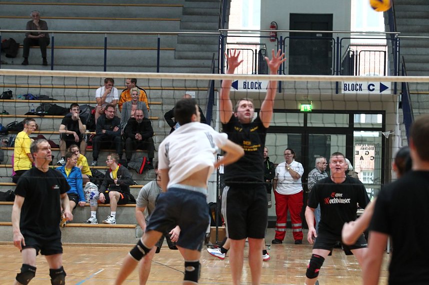 Benefiz-Turnier in der Wiedigsburghalle