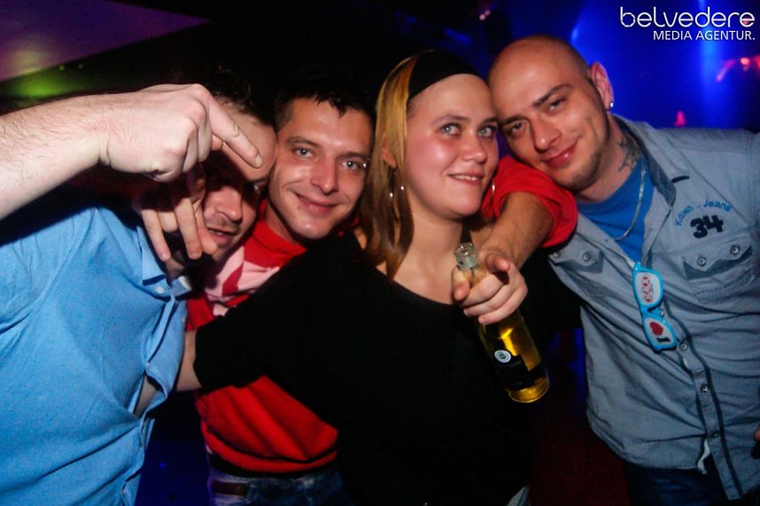 Porno-Brillen-Party im Sax